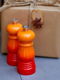 Set saliera e pepiera con macinino in ceramica Creuset 2 pz