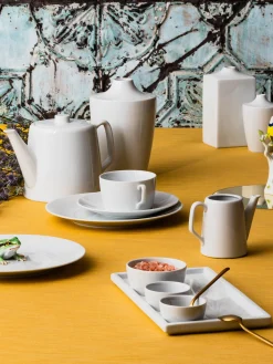 Set tazze da caffè Cosmopolitan in porcellana fatte a mano con piattini 2 pz