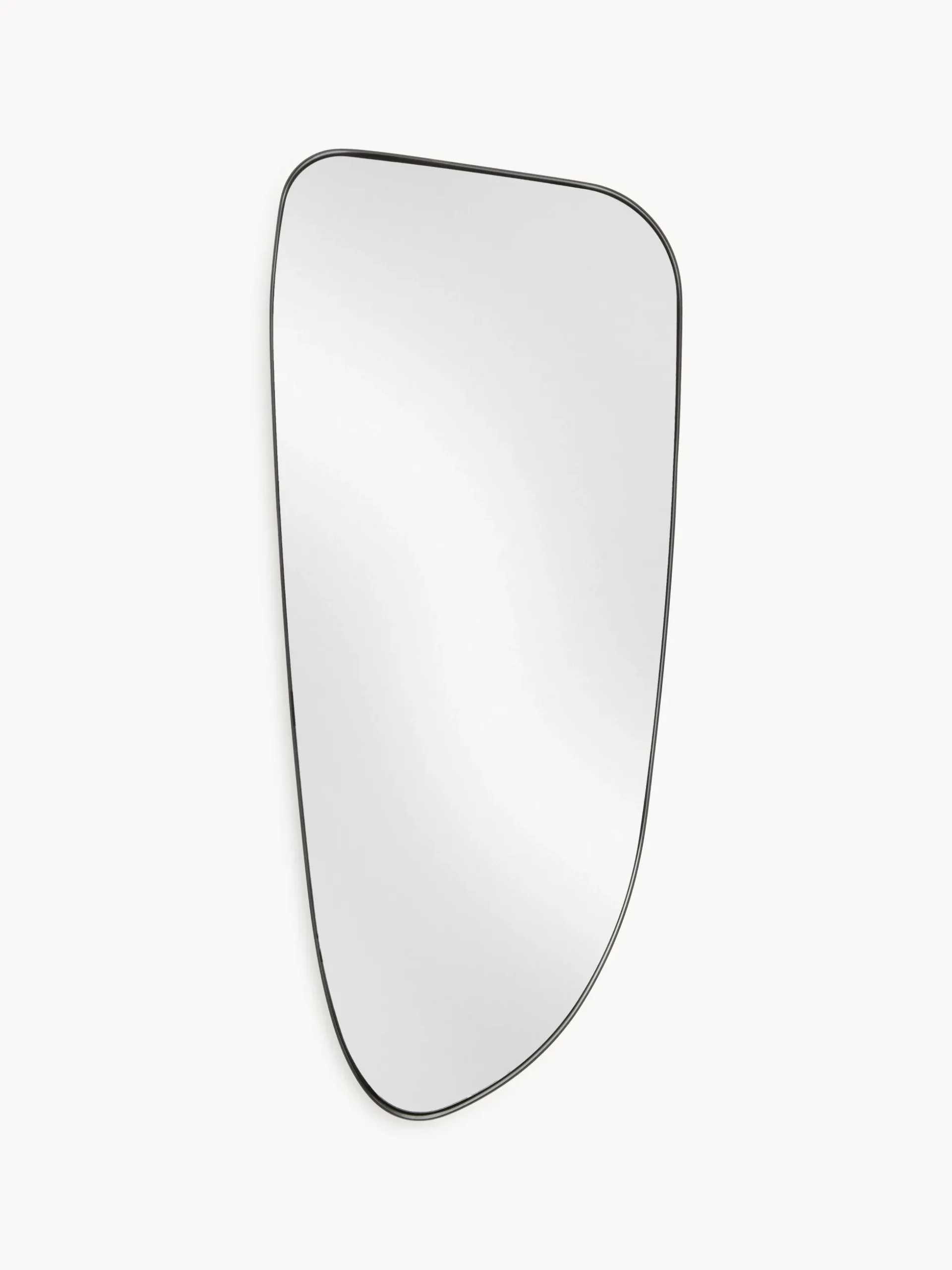 Specchio da parete dalla forma curva Oiva