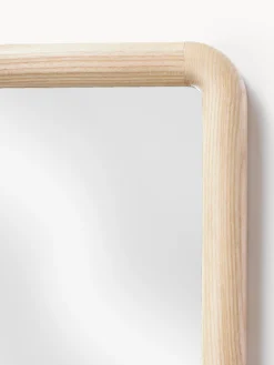 Specchio ondulato a figura intera in legno Stream