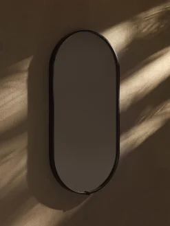 Specchio ovale da parete con illuminazione a LED Avior