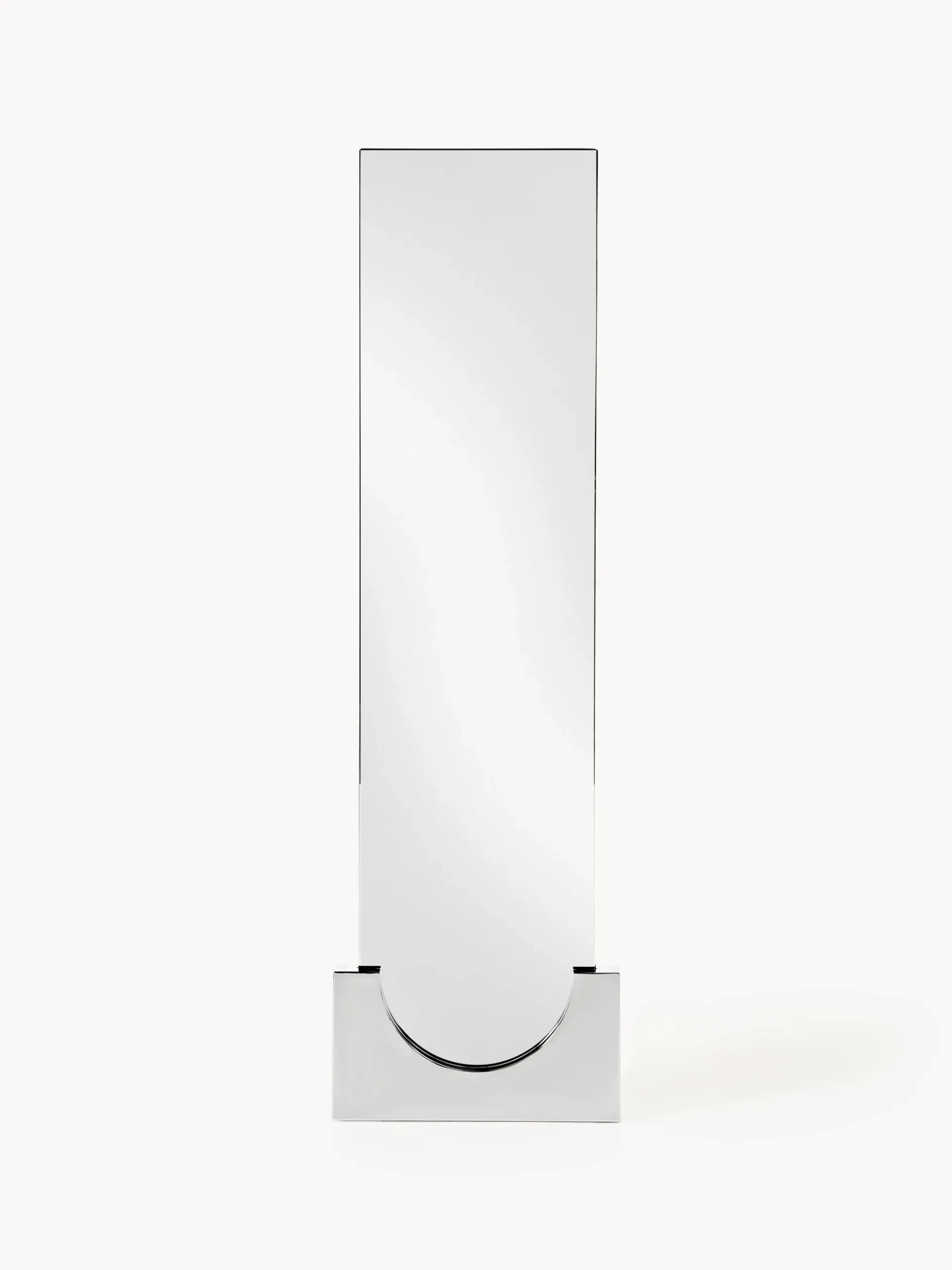 Specchio quadrato da terra con base in metallo Finn