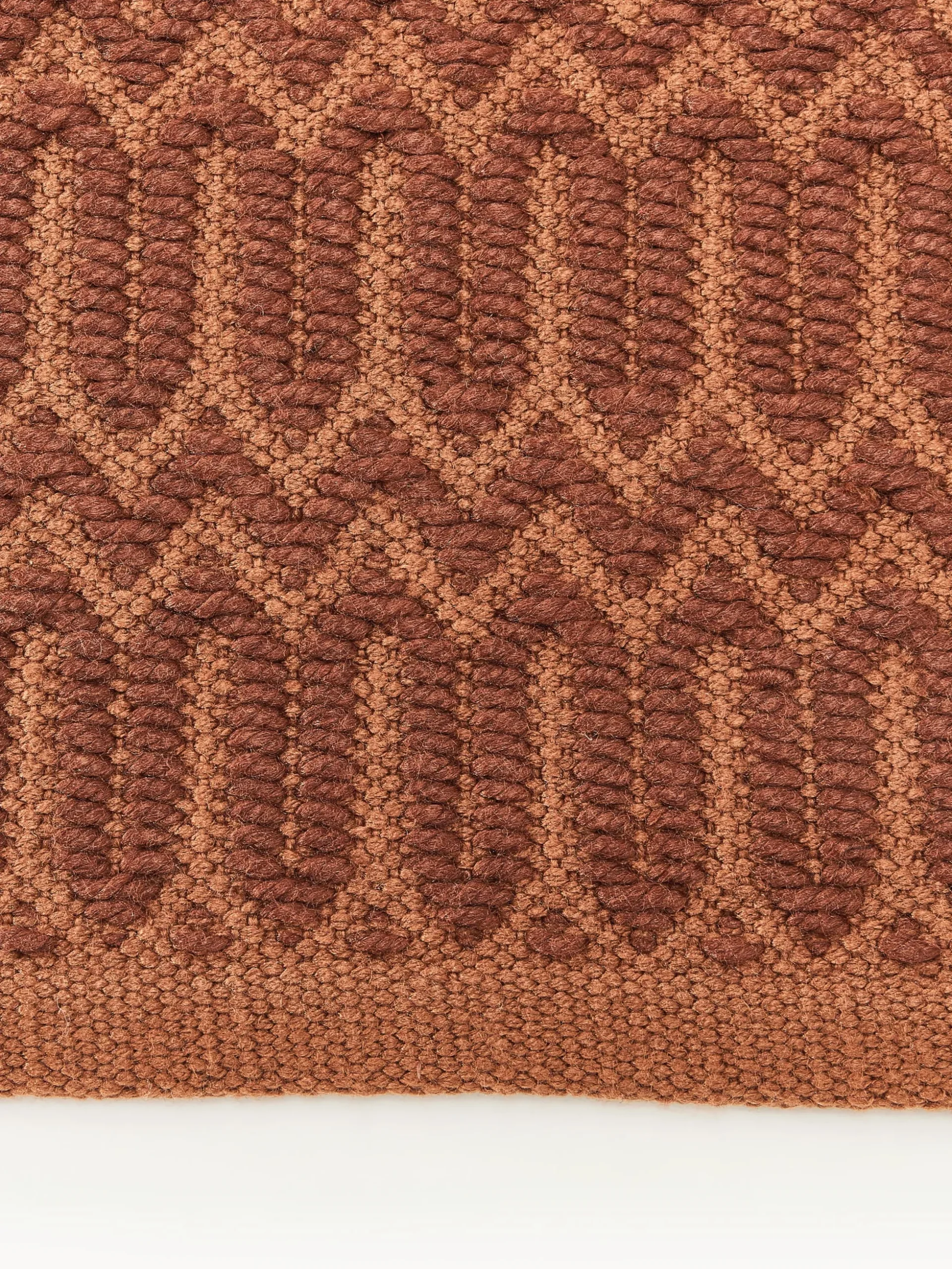Tappeto da esterno tessuto a mano con motivo geometrico Rune