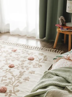 Tappeto per bambini fatto a mano con nappe Hana
