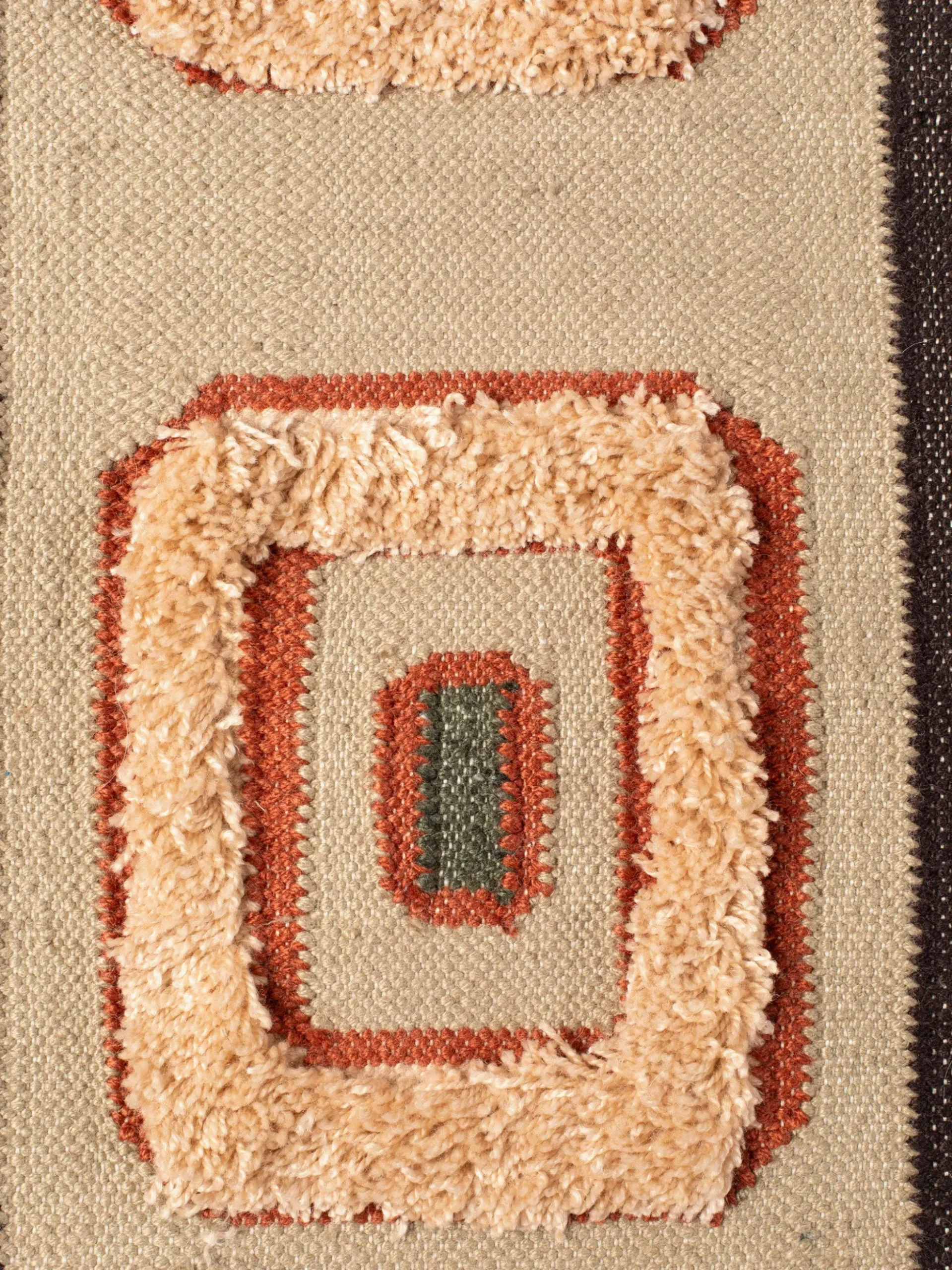 Tappeto alto tessuto a mano con nappe Haydon, varie misure