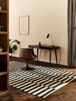 Tappeto Kilim a righe tessuto a mano Donna