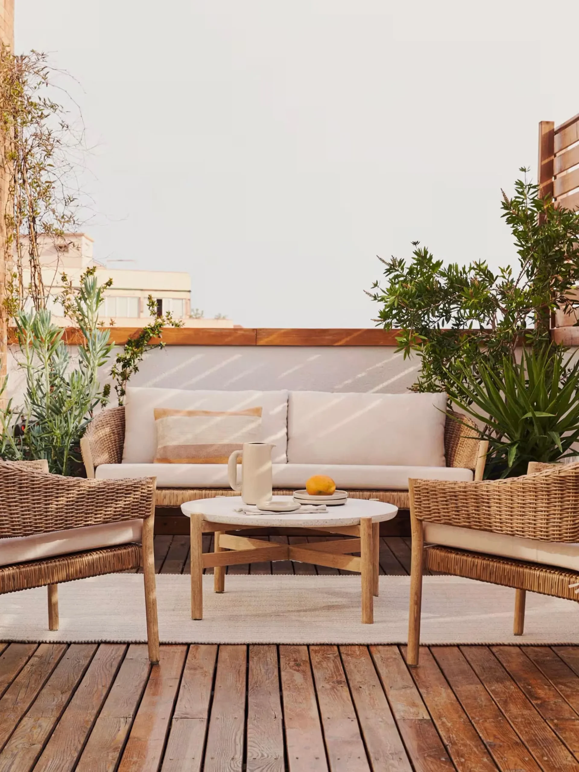 Tavolino da giardino rotondo in terrazzo e legno di eucalipto Pola