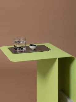 Tavolino fatto a mano Cosmo