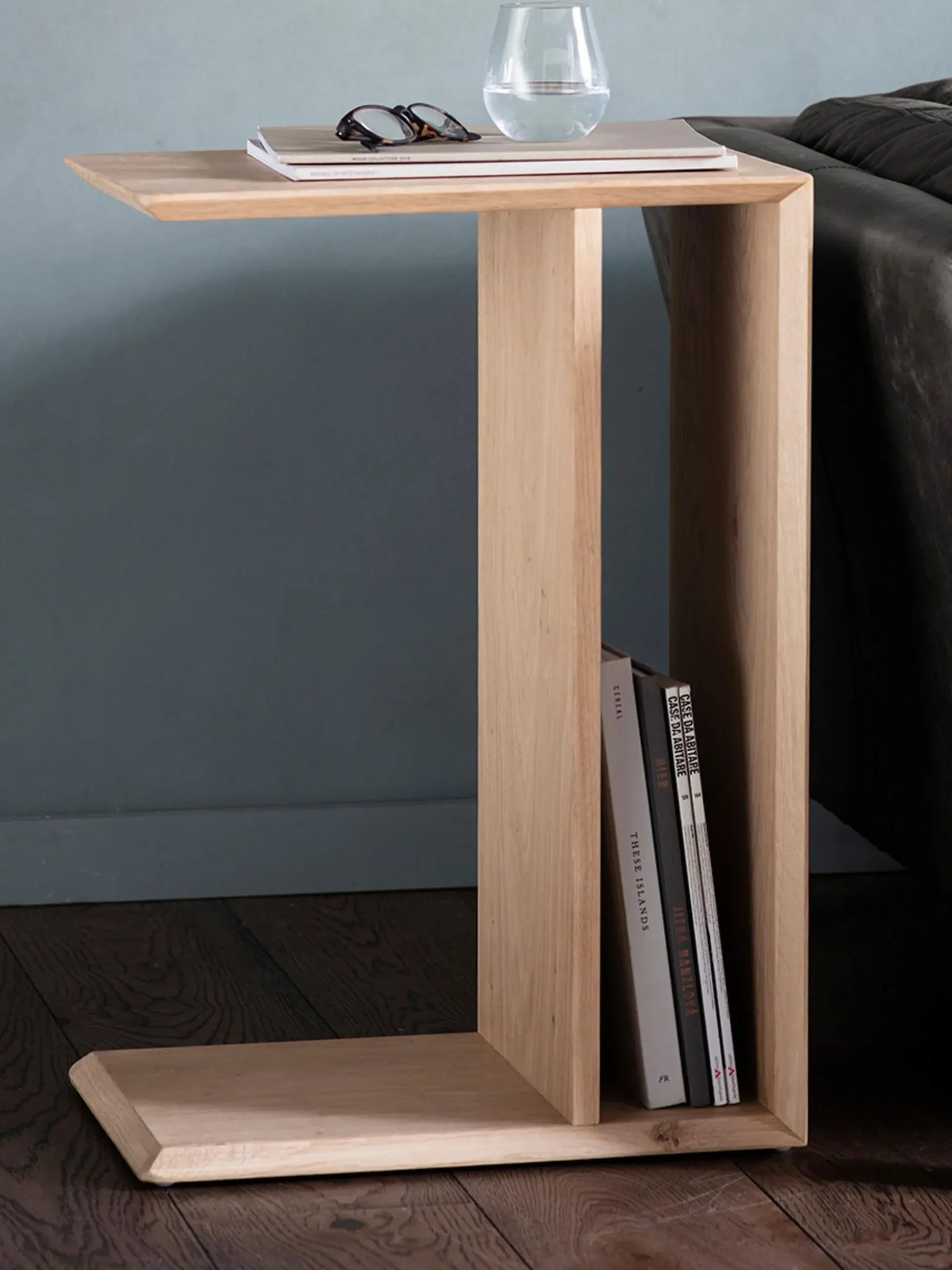 Tavolino in legno Milano