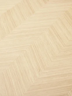 Tavolo in legno di quercia con motivo spina di pesce Herringbone, varie misure