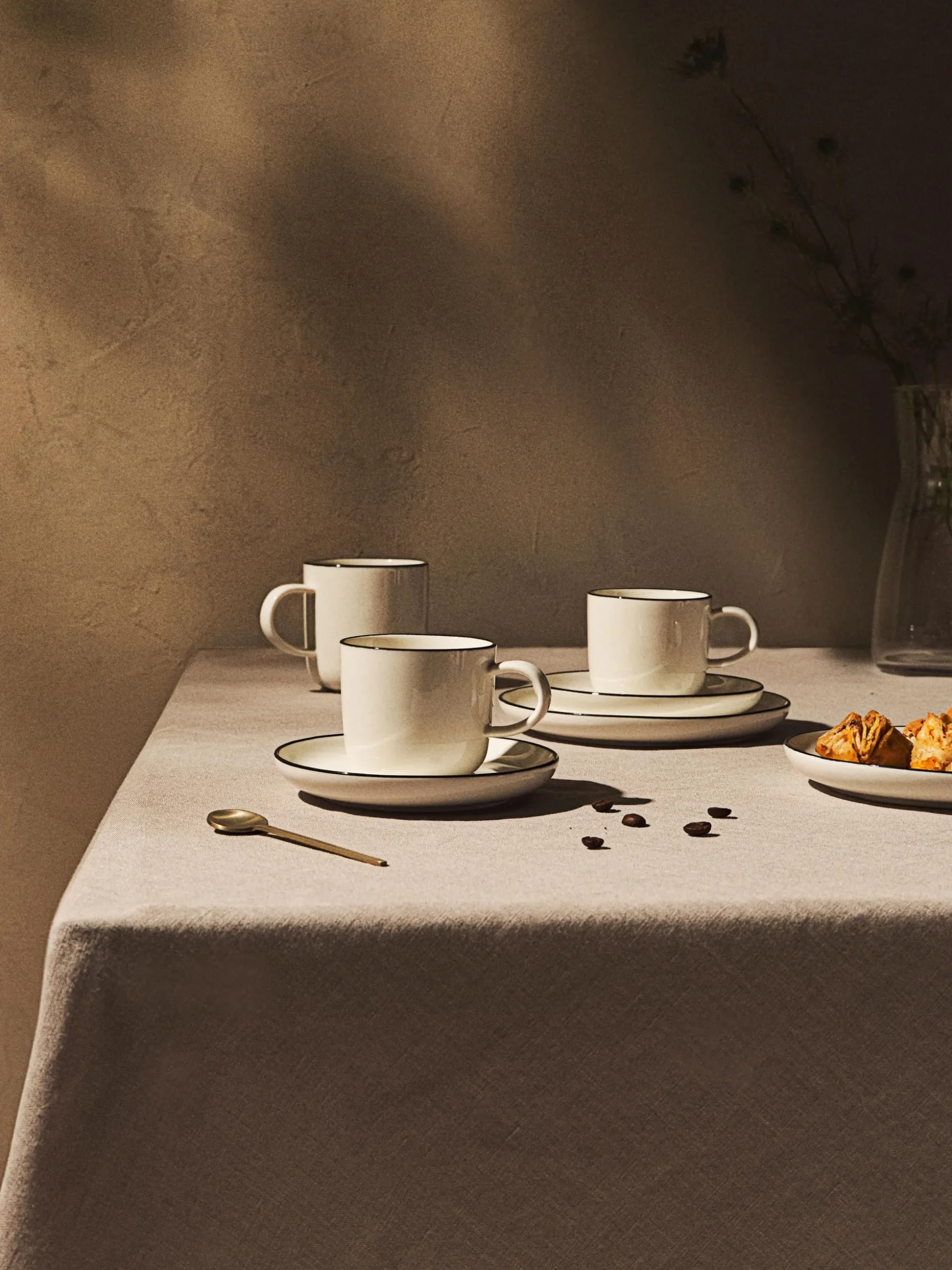 Tazzine da caffè con piattino in porcellana Facile 2 pz