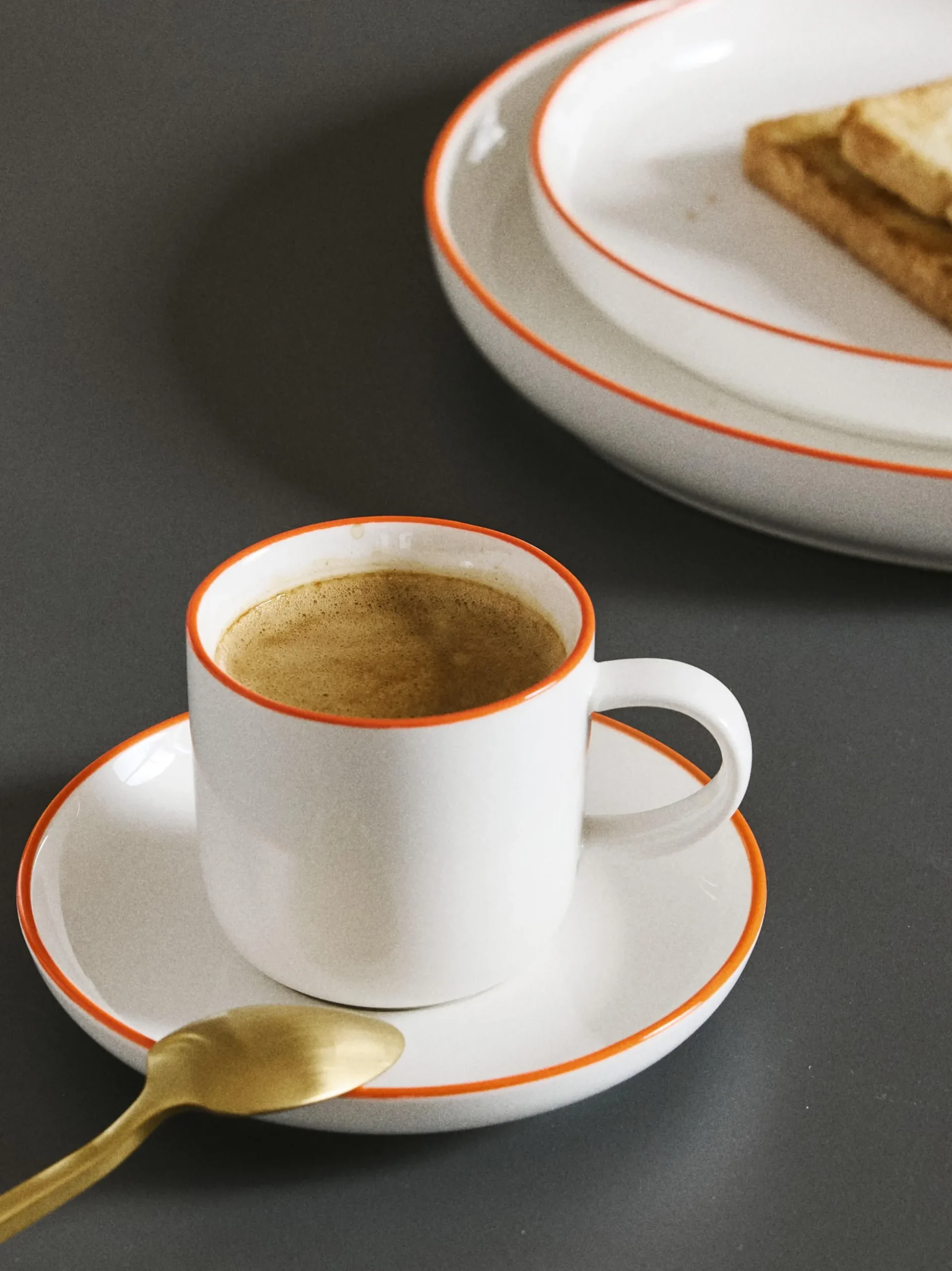 Tazzine da caffè con piattino in porcellana Facile 2 pz