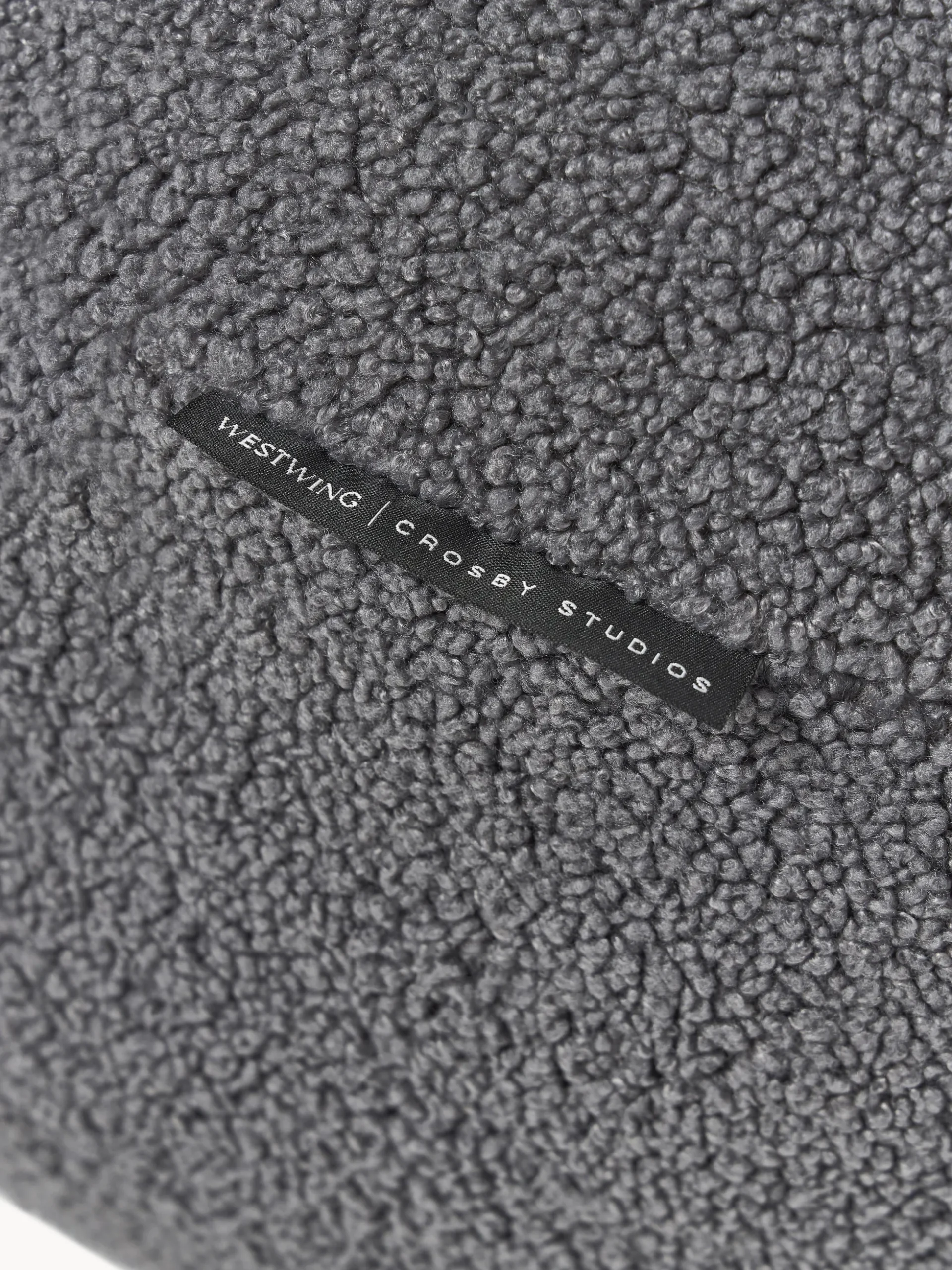 Westwing | Crosby Studios, Cuscino decorativo rotondo in bouclé Celeste Ø 70 cm