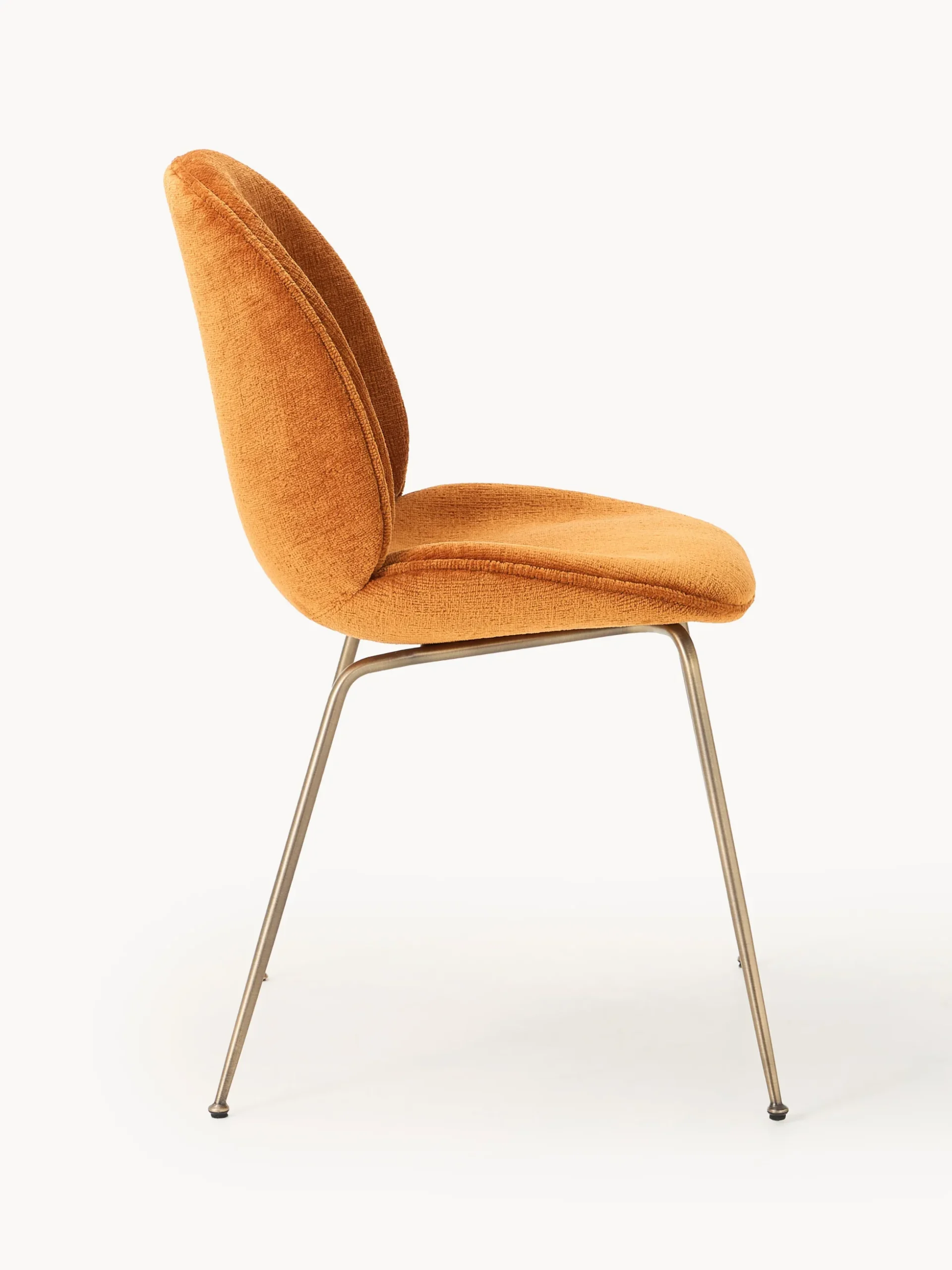 WESTWING x GUBI, Sedia imbottita Beetle by Delia Lachance
